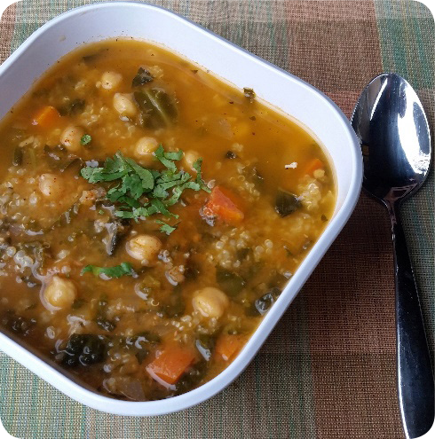 Alkaline Diet Recipe: Curry Bean Soup With Quinoa