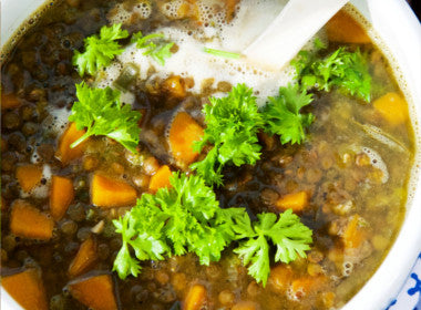 Alkaline Diet Recipe: Herbaceous Lentil Soup