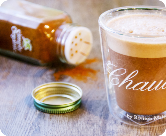 alkaline hot chocolate with cinnamon and raw cacao