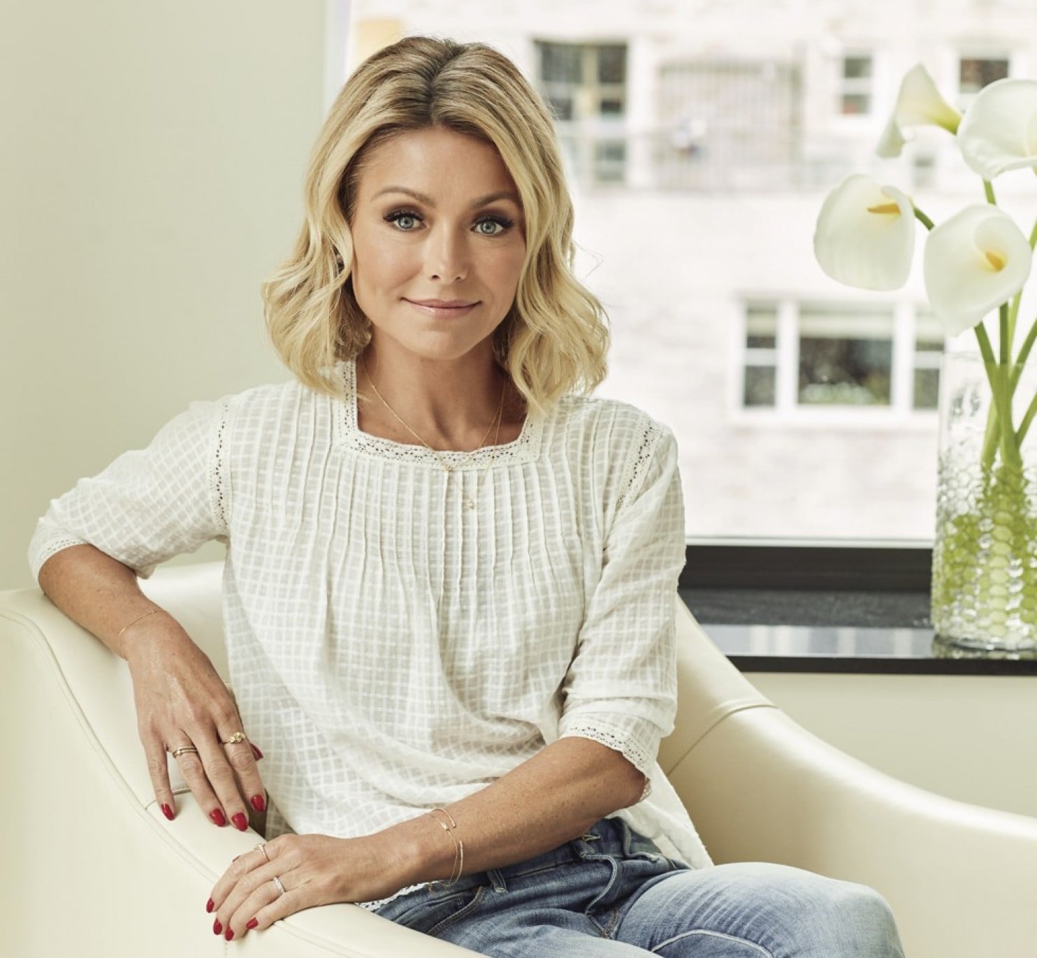 Kelly Ripa Credits This Unusual Diet for Her Bikini Body -Age 47